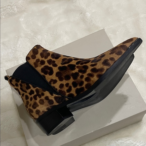 Marc Fisher NEW Brown Leopard Ankle Boots - Picture 10 of 12